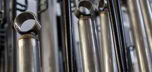 Surovina za blažilnike družbe ZF Friedrichhafen